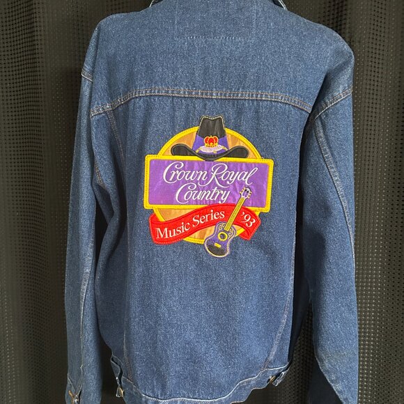 Up for sale is a Vintage Denim Crown Royal 1993 Country Music Series Jacket in s - Picture 1 of 11